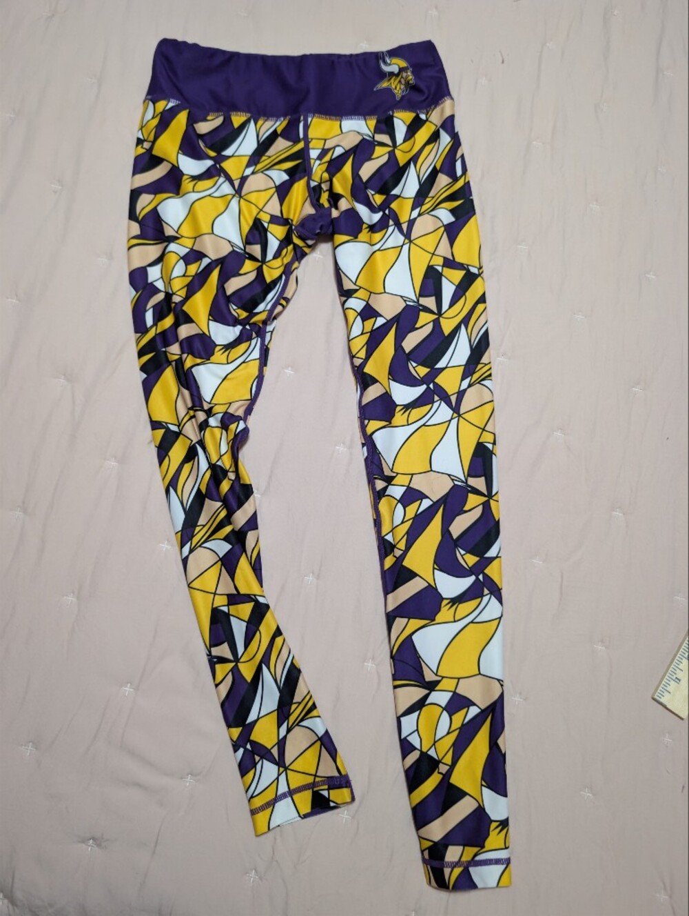 NFL Purple & Yellow Vikings Leggings